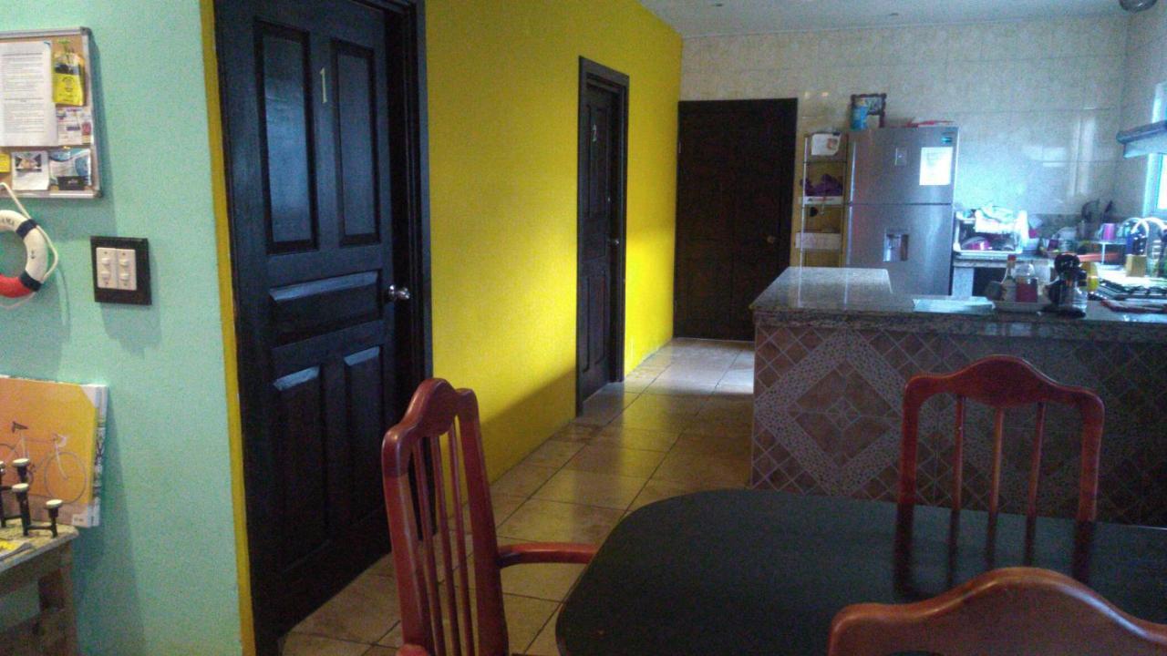 Cataleya Hostel, Bocas Del Toro מראה חיצוני תמונה